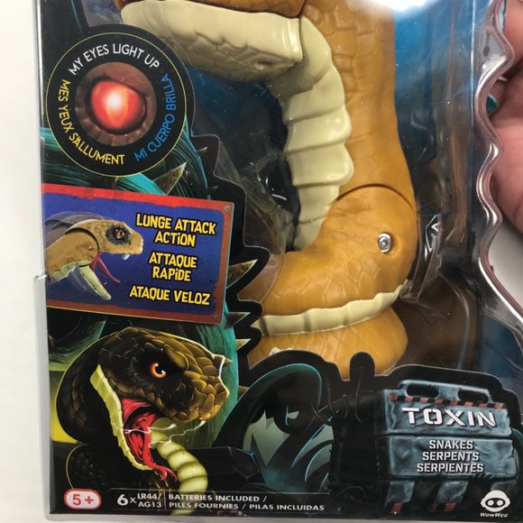 Fingerlings WowWee Untamed Toxin Snake Action Figure Interactive New - Picture 3 of 12